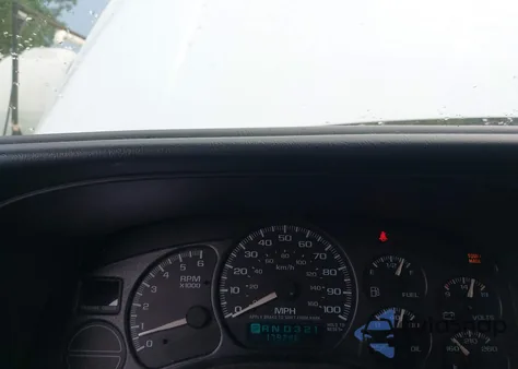 2002 GMC Sierra 1500 Sle из США, поврежденный, VIN 2GTEK19T821144874